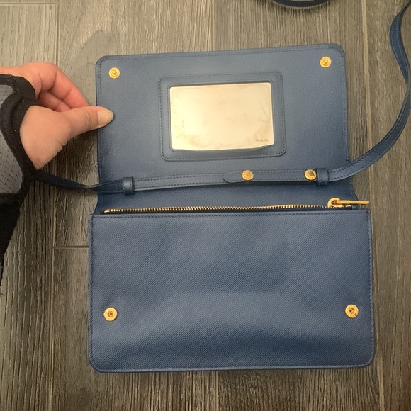Prada blue clutch wallet on chain with removable strap - Picture 3 of 8